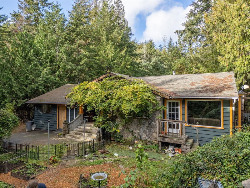 4706 Scarff Rd, Pender Island, British Columbia (MLS 979875)