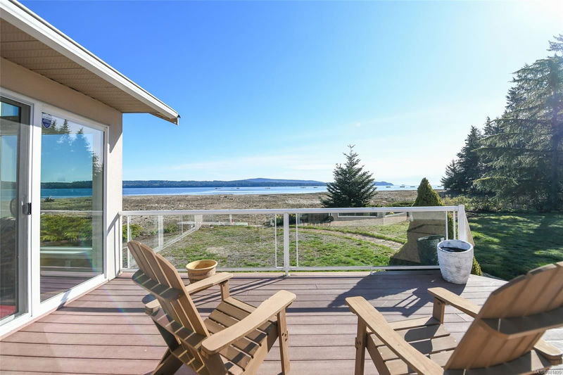 501 Arbutus Bay Rd, Fanny Bay, British Columbia (MLS 981495)