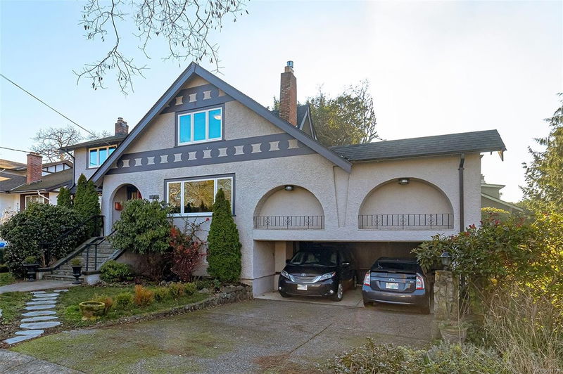 1381 Craigdarroch Rd, Victoria, British Columbia (MLS 981730)