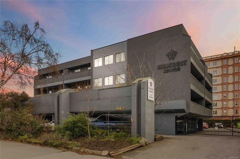 755 Hillside Ave #402, Victoria, British Columbia (MLS 983007)