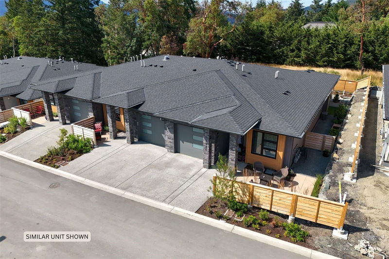 1234 Viewtop Rd #103, Duncan, British Columbia