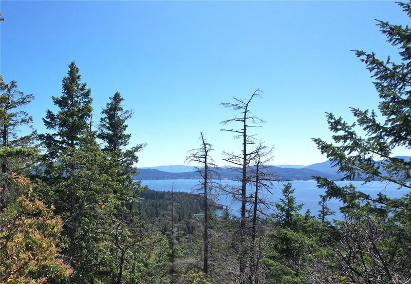 1275 Sunset Dr, Salt Spring, British Columbia