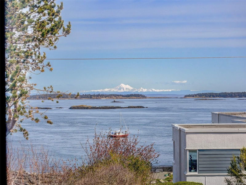 2747 Satellite St #200, Oak Bay, British Columbia