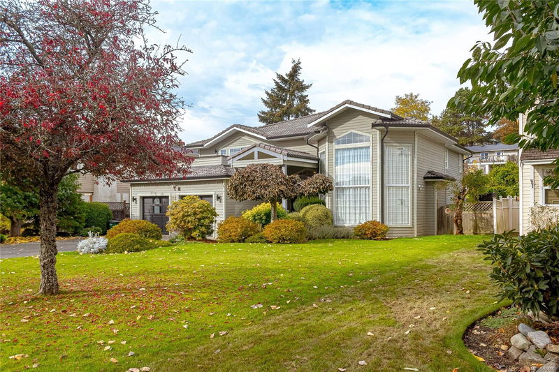 812 Dalewood Lane, Saanich, British Columbia
