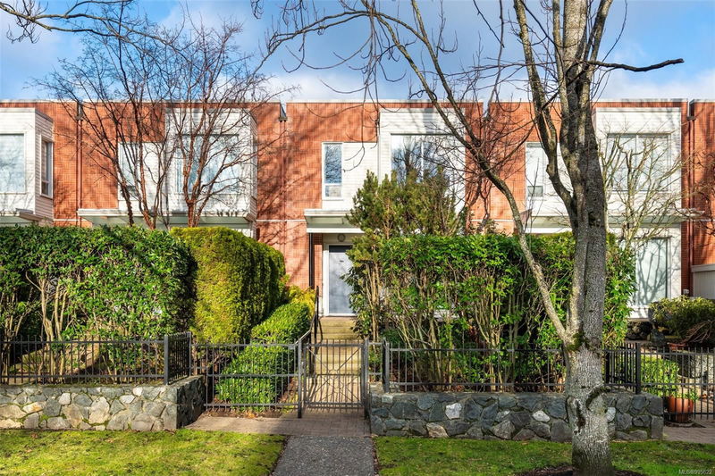 370 Waterfront Cres #5, Victoria, British Columbia