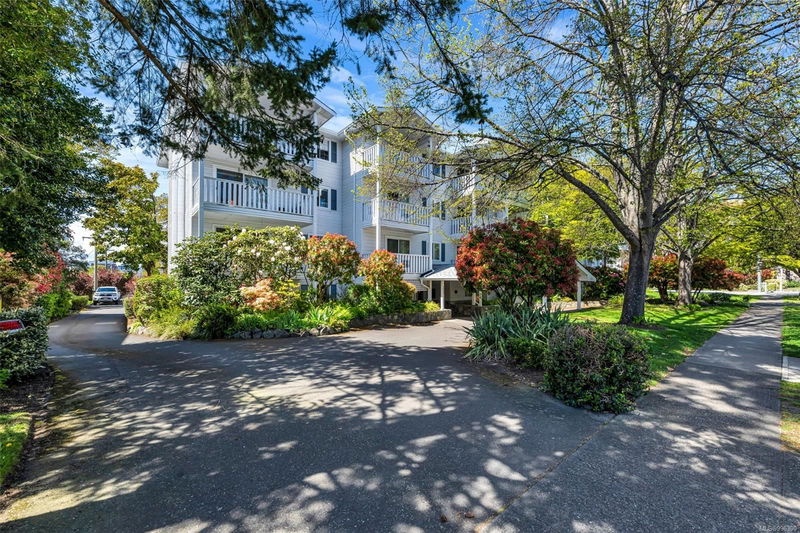 1060 Linden Ave #208, Victoria, British Columbia