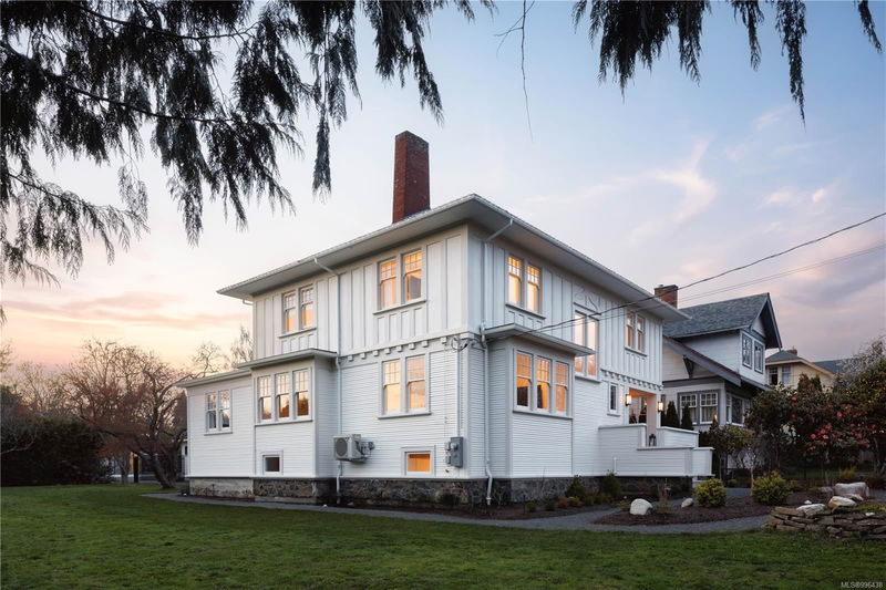 1174 Monterey Ave, Oak Bay, British Columbia