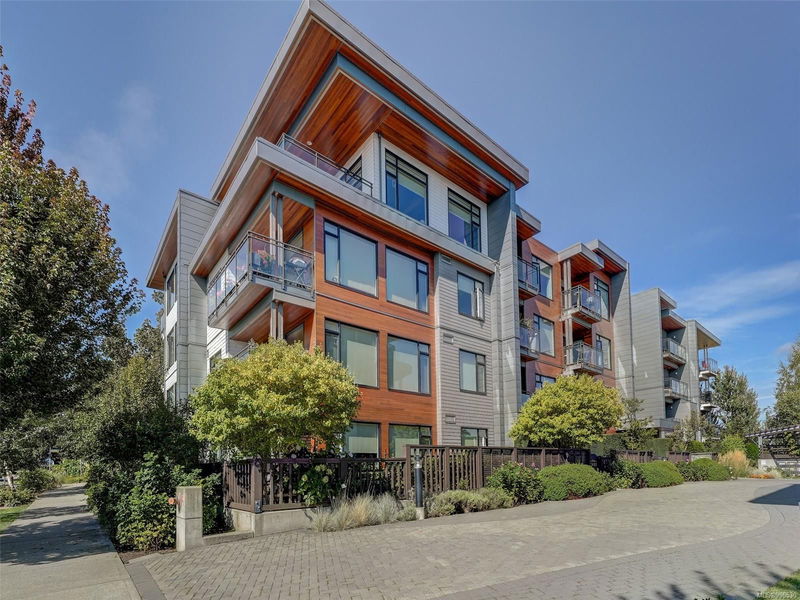 3815 Rowland Ave #402, Saanich, British Columbia