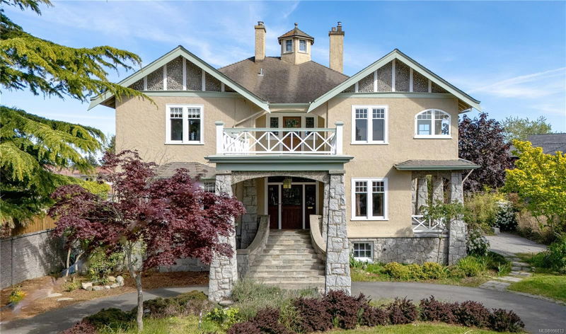 4423 Tyndall Ave, Saanich, British Columbia