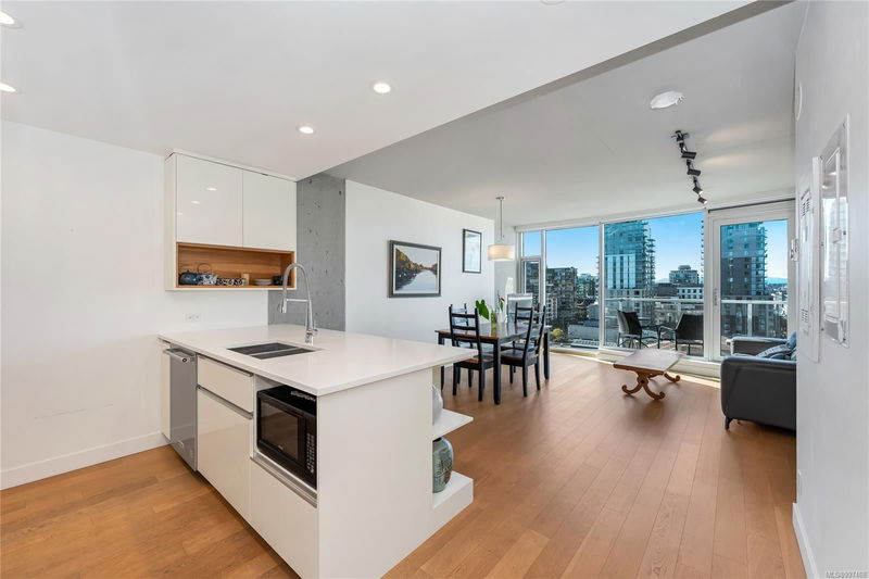 989 Johnson St #803, Victoria, British Columbia