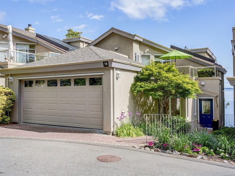 4771 Cordova Bay Rd #18, Saanich, British Columbia