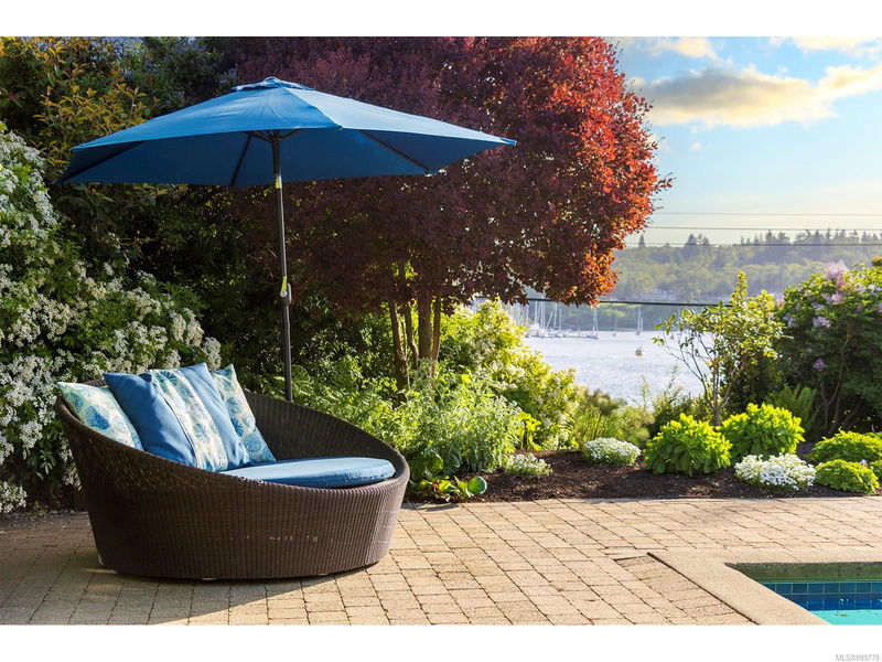 2766 Sea View Rd, Saanich, British Columbia